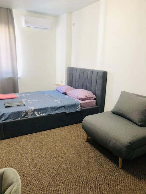 Apartment On Zarwanska Street Kamjanyi Potoki Kültér fotó