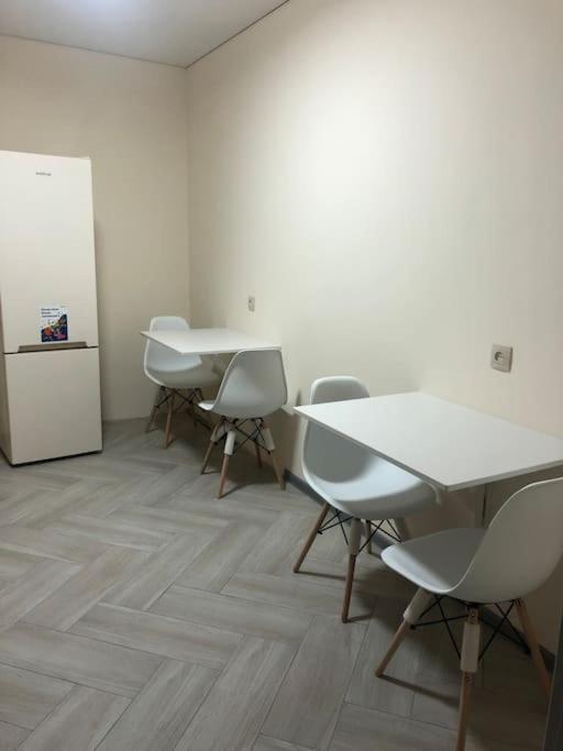 Apartment On Zarwanska Street Kamjanyi Potoki Kültér fotó